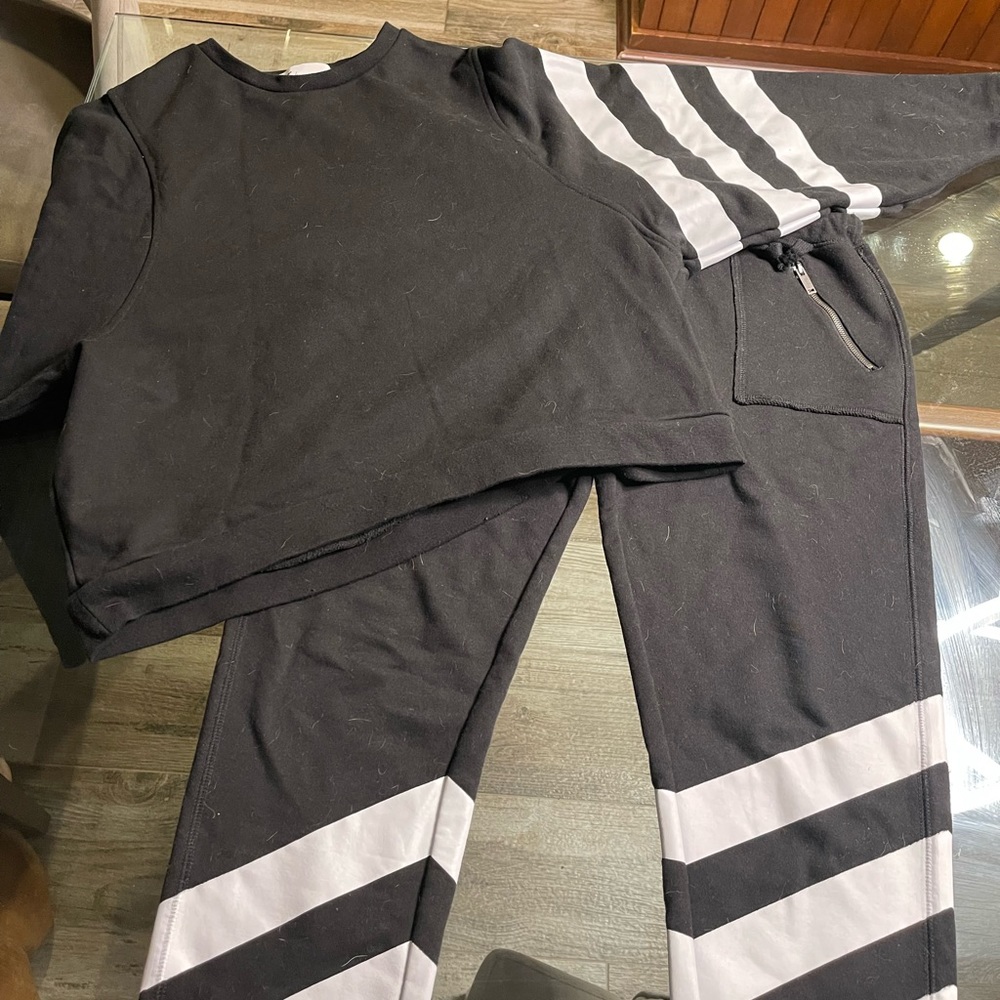 Matching set, black with white stripes